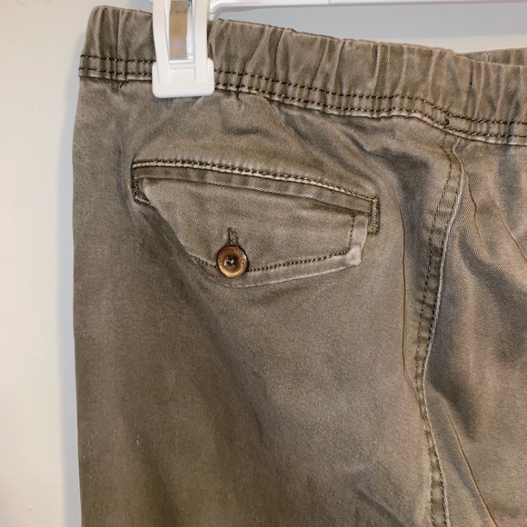 Against All Odds Joggers - Picture 3 of 6